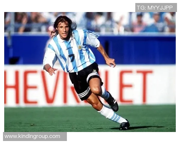 全球公认的足球巨星是谁他的成就与影响力解析