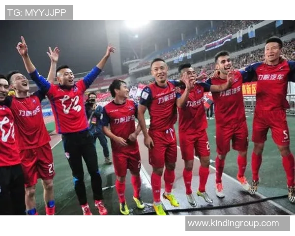 南京足球队与重庆足球队赛后分析实力对比及未来展望 南京足球队与重庆足球队赛后分析实力对比及未来展望