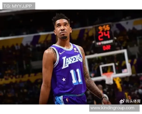 南京足球队逆袭之路：从低谷到冠军赛的辉煌蜕变与奋斗故事