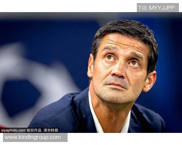 齐达内心目中的足球偶像揭晓他最崇拜的明星球员是谁 齐达内心目中的足球偶像揭晓他最崇拜的明星球员是谁